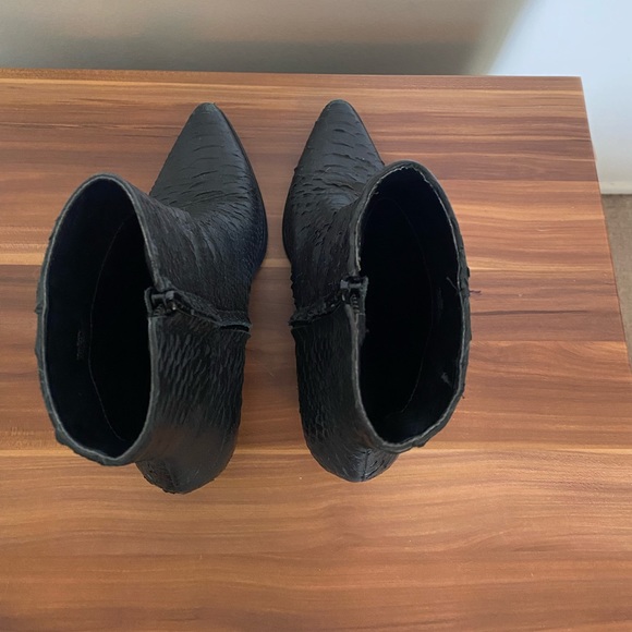 Matisse Caty Ankle Boot - Black - Picture 5 of 6